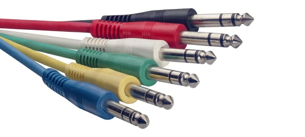 Stagg Stereo Patch Cable, 6 X Jack/Jack (M/M), 60 Cm (2'), Moulded Plastic Stagg Stereo Patch Cable, 6 X Jack/Jack (M/M), 60 Cm (2'), Moulded Plastic