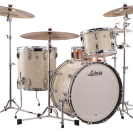 L84233AXNMWC Classic Maple Fab Vintage White Marine Pearl- L Side A_Internet_4586