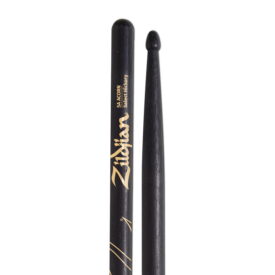 Zildjian 5A Acorn Tip Black Drumsticks - Image 3