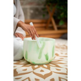 Meinl Sonic Energy 10" Marble Crystal Singing Bowl - F4, Heart Chakra, 432 Hz - Green - Image 3