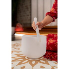 Meinl Sonic Energy 8" Crystal Singing Bowl, Note C5, 432 Hz, Root Chakra - Image 3