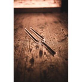 Meinl Sonic Energy Crystal Tuning Fork - C3/130.81 Hz - Image 3