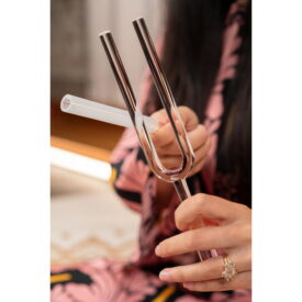 Meinl Sonic Energy Solfeggio Crystal Tuning Fork Mi 528 Hz / C5 - Image 3