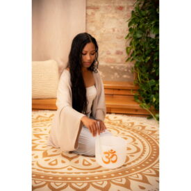 Meinl Sonic Energy 8" White-frosted Crystal Singing Bowl - Om, 136.10 Hz - Image 3