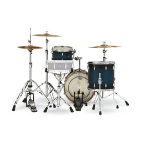 Gretsch 18" Renown Maple 3-Piece Shell Pack - Satin Antique Blue Burst